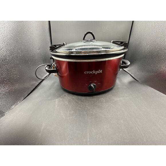 Crockpot 6-Quart Slow Cooker – Red - Picture 1 of 6